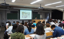 「大学院進学のすすめ」及び「前期就職活動スタートガイダンス」を開催