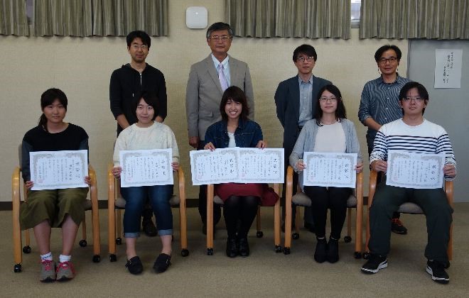 平成28年度農学部分館ベストユーザー前期表彰式記念撮影
