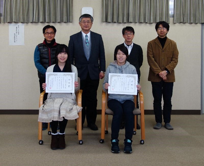 平成28年度農学部分館ベストユーザー後期表彰式記念撮影